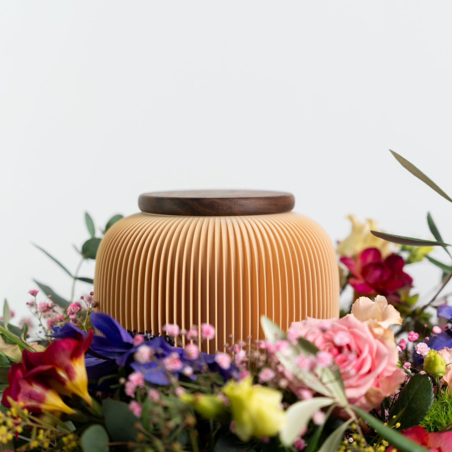 Urn Mini Nesuto made of wood fibers