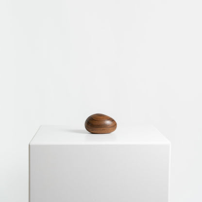 Holzurne River Stones Lorbeerholz - Sehr klein