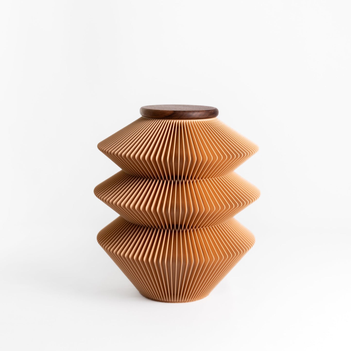 Minka urn made of wood fibers