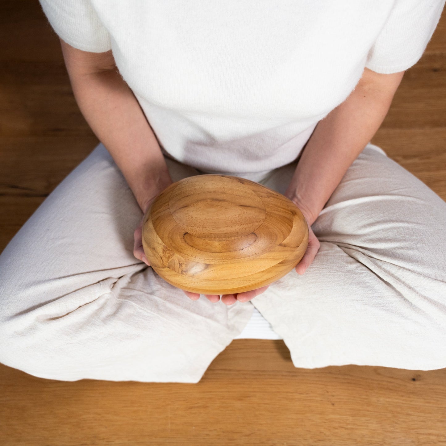 Holzurne River Stones Teakholz - Klein