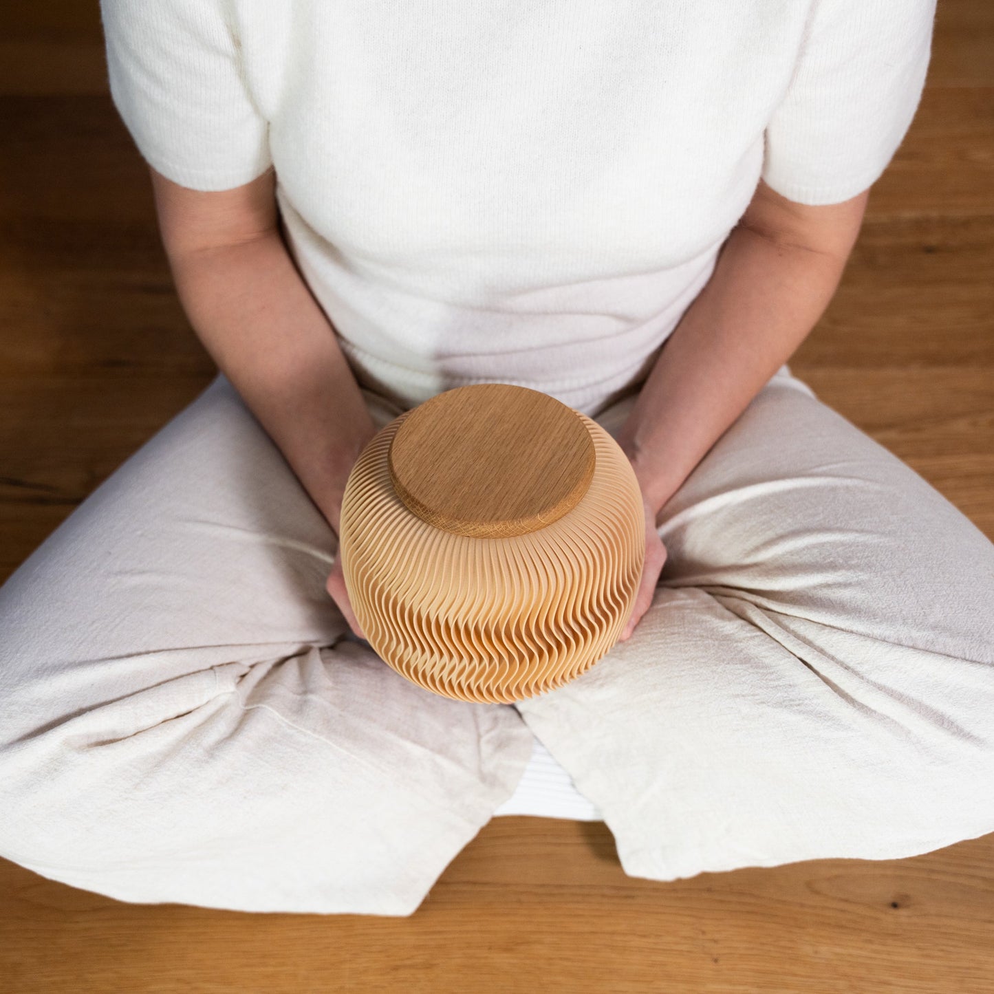 Urne Mini Nami aus Holzfasern